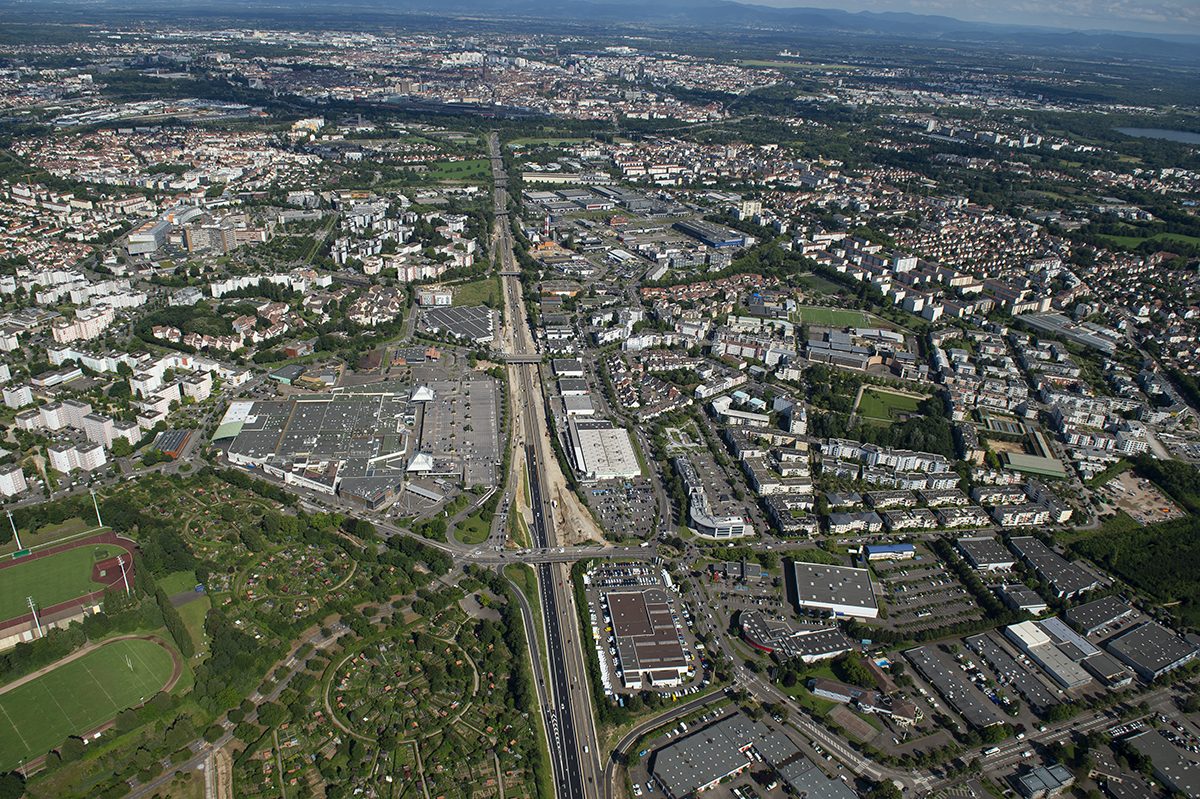 Suivi de chantier aérien hélicoptère - documentation aérienne professionnelle